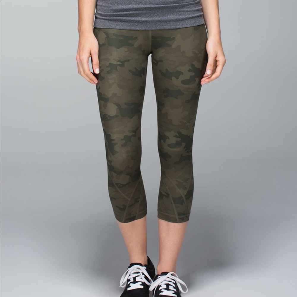 Lululemon Inspire Crop Ii Luxtreme, Size 6